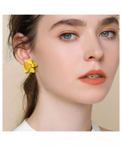 2 Pairs Chic Boho Matte Flower Statement Stud Earrings Set with Gold Flower Bud for Women Sister Mom Lover and Friends Red+Br...