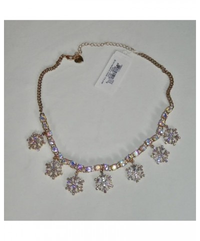 Deer Short Pendant Necklace Snowflakes $29.03 Necklaces